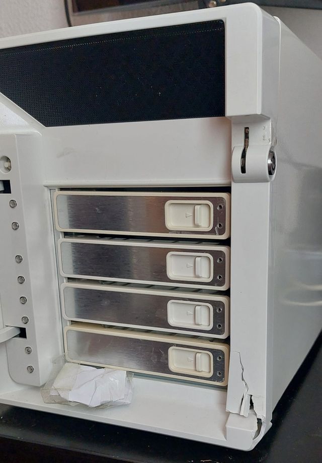 SMC Networks RAID NAS Archiviazione