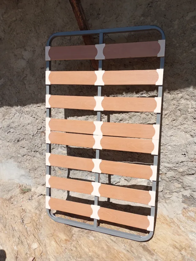 Somier de lamas de madera