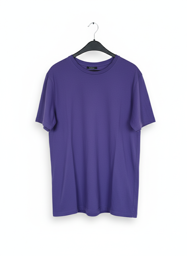 Camiseta morada básica