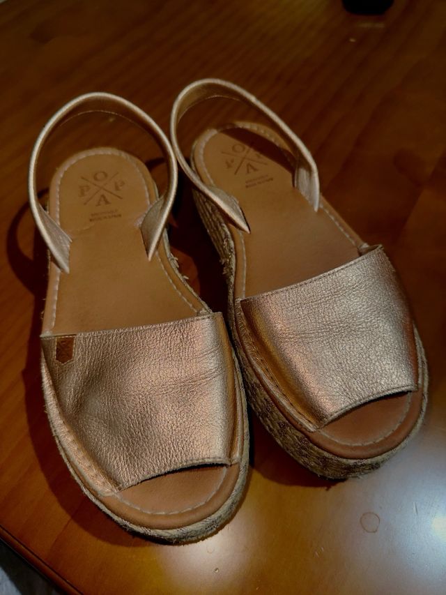 Sandalias POPA Vendo por no poner le están pequeña