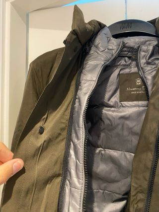 Abrigo de plumas Massimo Dutti verde oliva