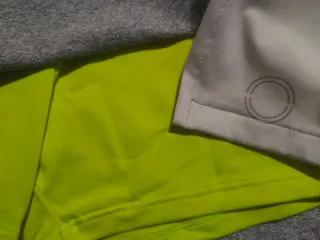 Falda Padel/Tenis Neón Gris y Amarillo