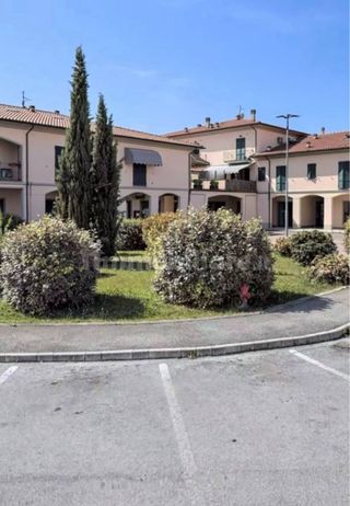 Locale commerciale in affitto, ufficio, negozio