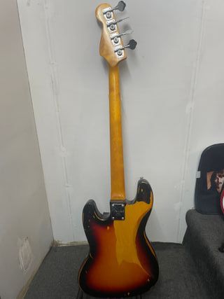 Basso Fender Jazz Bass 68. Replica Vintage