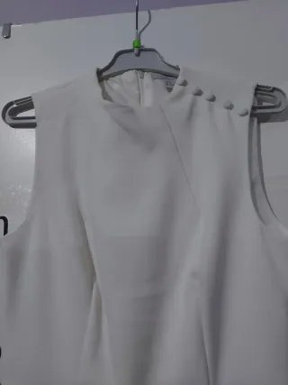 Vestido blanco y negro sin mangas