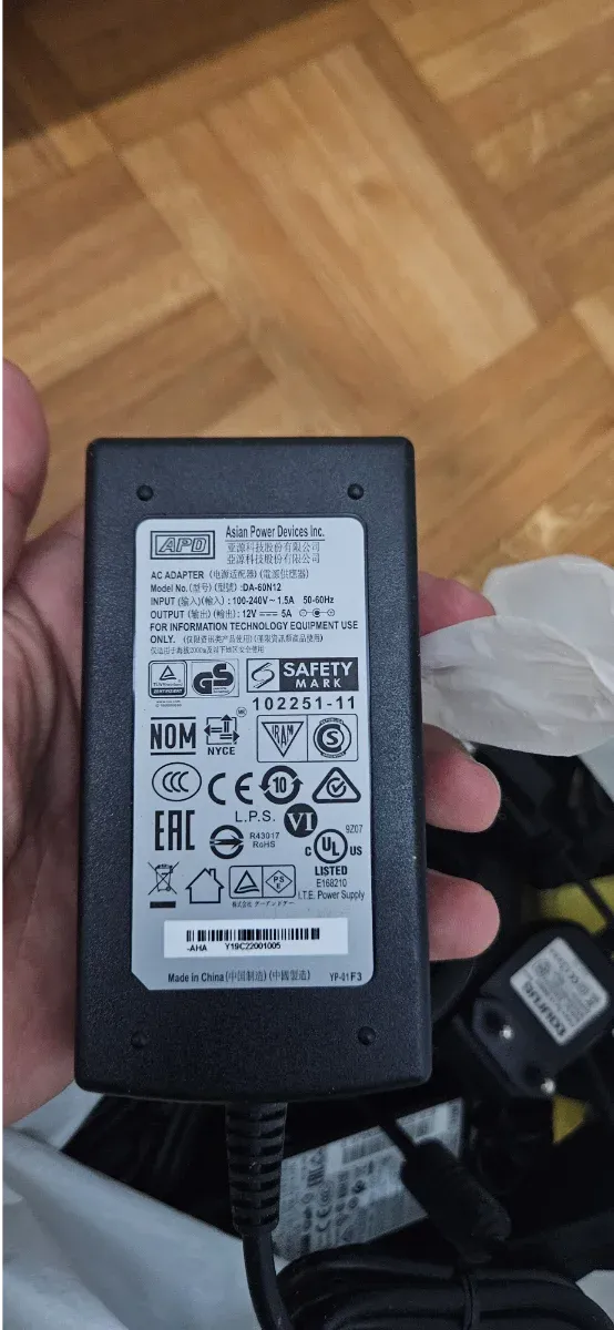 Cargadores varios para electrónica samsung,del...