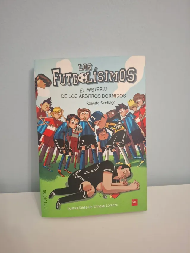 Los Futbolísimos 1: El misterio de los árbitros...