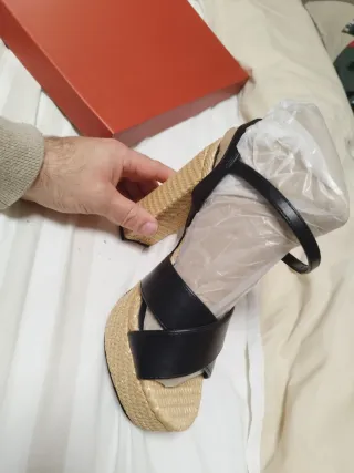 Sandalias de plataforma con tacón nuevas estrenar