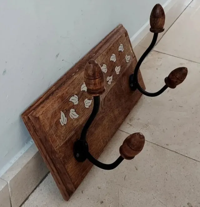 Appendiabiti vintage in legno e ferro battuto