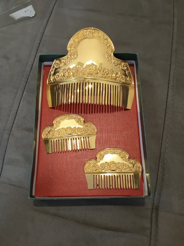 Peineta Valencia Dorada Grande