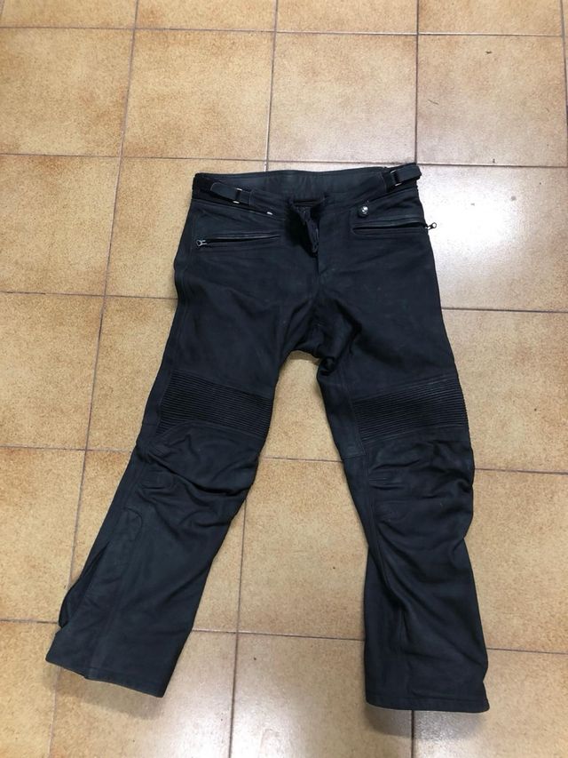 Traje Moto BMW Motorrad Atlantis 4 y botas.