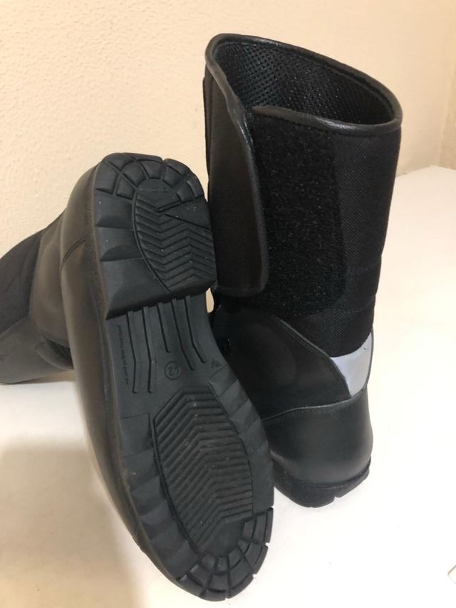 Traje Moto BMW Motorrad Atlantis 4 y botas.