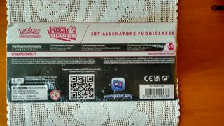 Pokémon Set Allenatore Fuoriclasse Fuoco Bianco