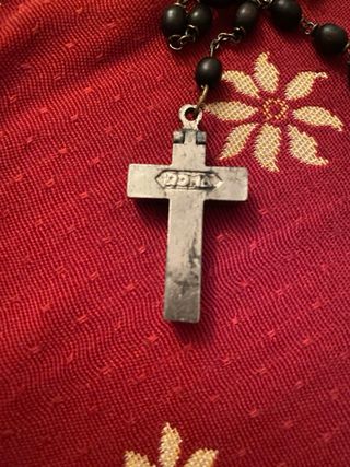 Rosario Negro con Crucifijo para reliquia