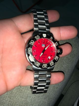 Reloj TAG Heuer Rojo y Plateado