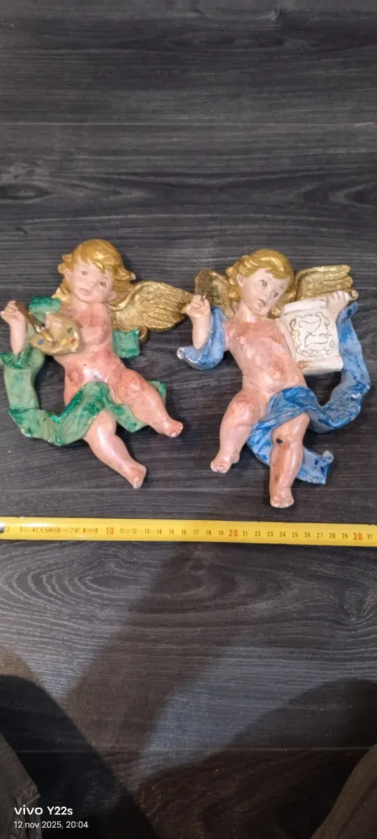 Pareja de angelitos decorativos