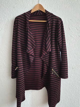 Chaqueta cárdigan asimétrica rayas