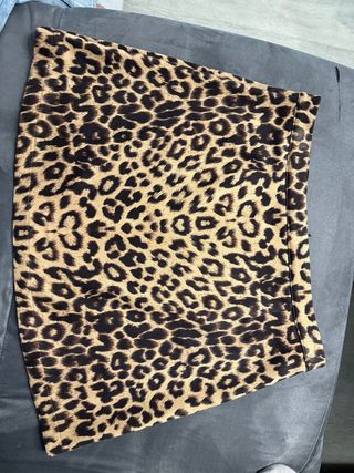 Falda mini Zara estampado leopardo