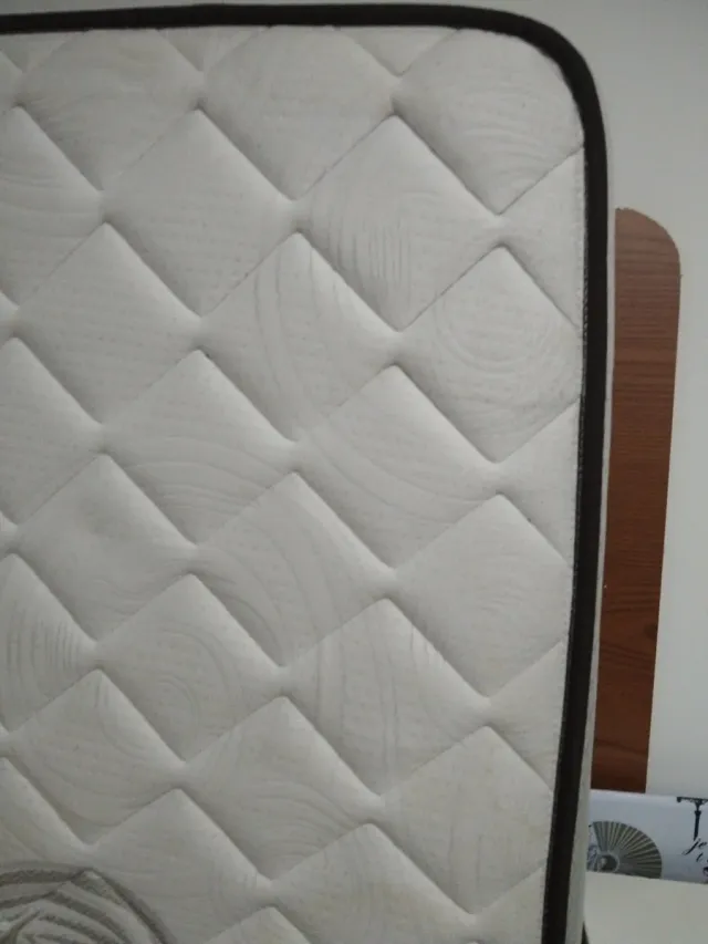 Colchón de cama individual de 135