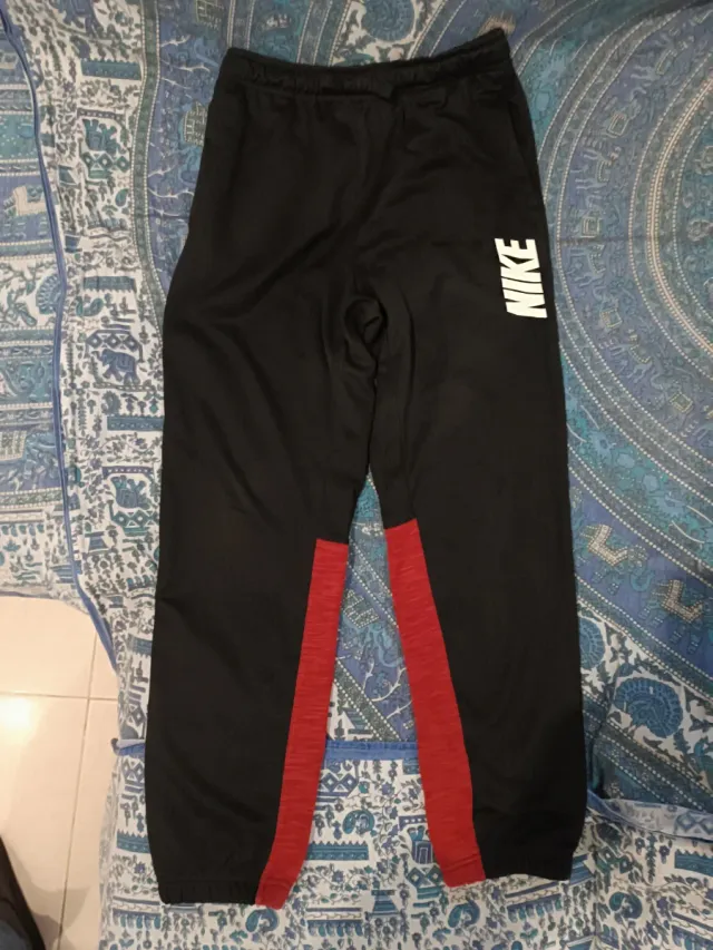 Pantalón chándal Nike Negro/Rojo Talla L