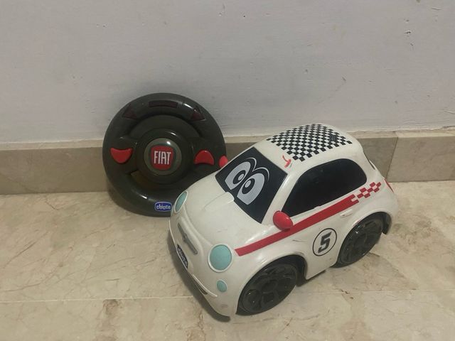 Coche teledirigido Fiat 500 Chicco