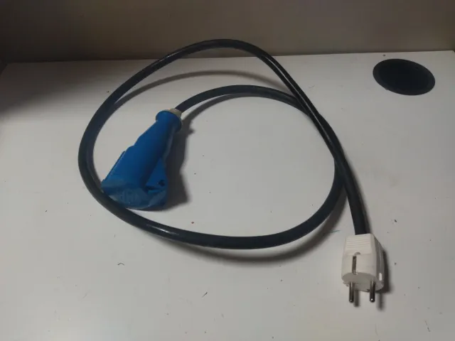 Adaptador Camping-Caravana 16A 3P