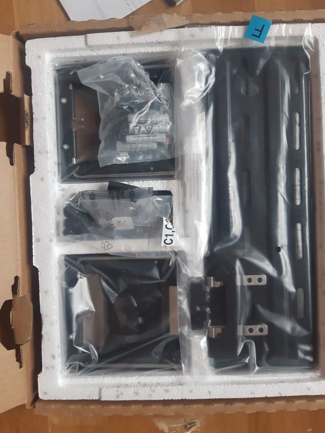 Supporto a parete Slim Fit per TV Samsung The Frame