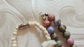 Lotto di collane vintage in vari materiali