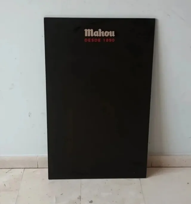 Mahou Pizarra in legno dal 1890