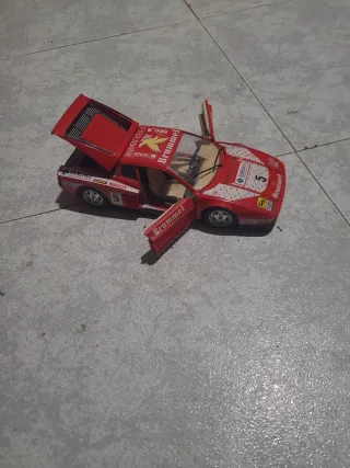 Maqueta Ferrari Testarossa 1/18
