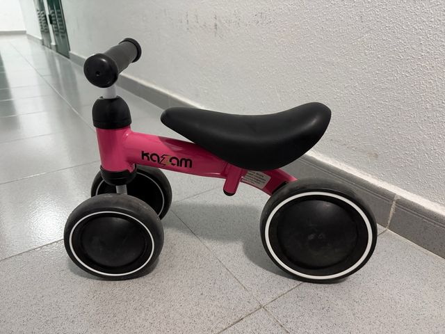 Triciclo bebé sin pedales Kazam mini