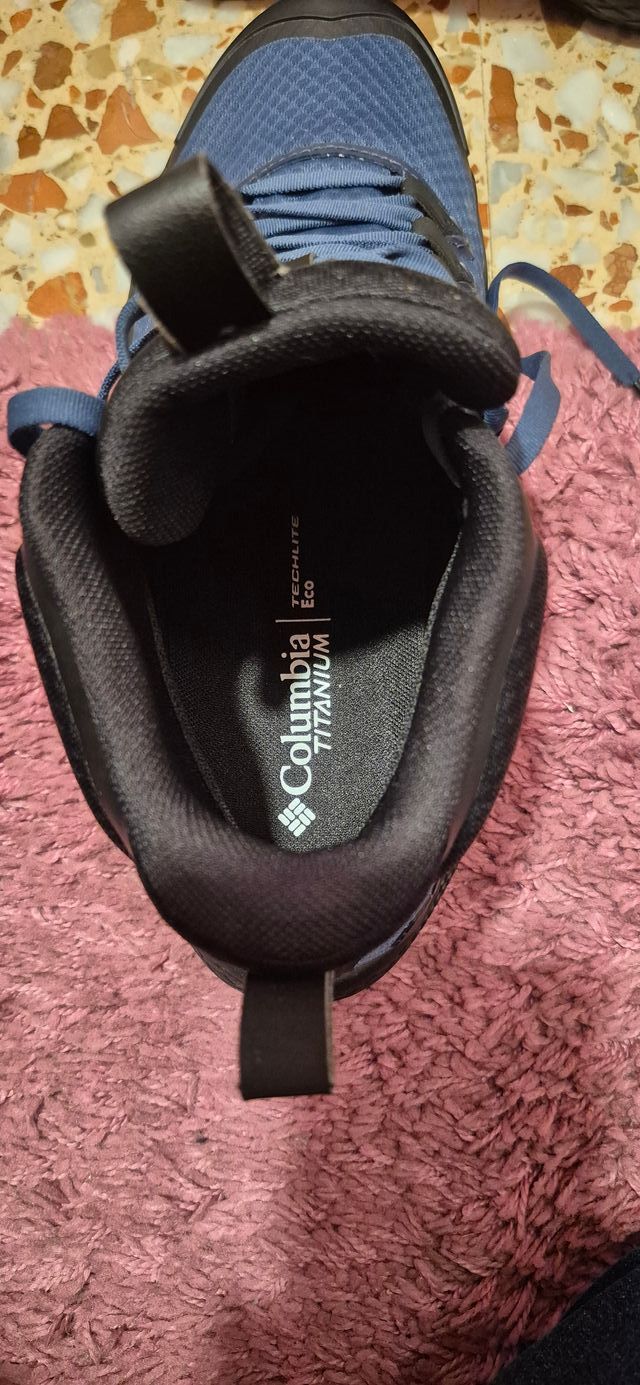 Botas Columbia Titanium Escape Thrive Azul/Negro