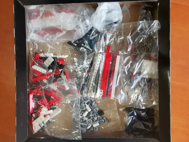 Lego 8288 Crawler crane