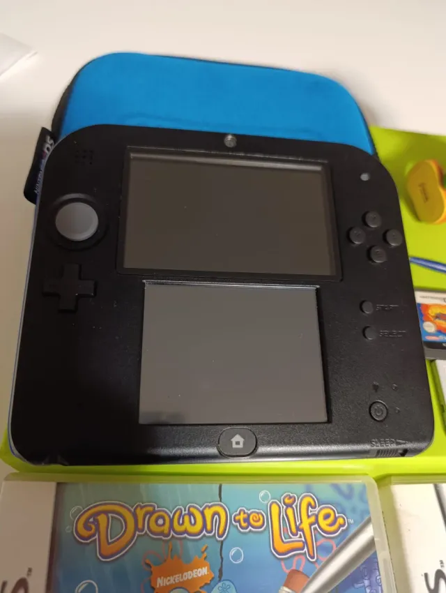 Nintendo DS Nero/Blu + 7 Giochi