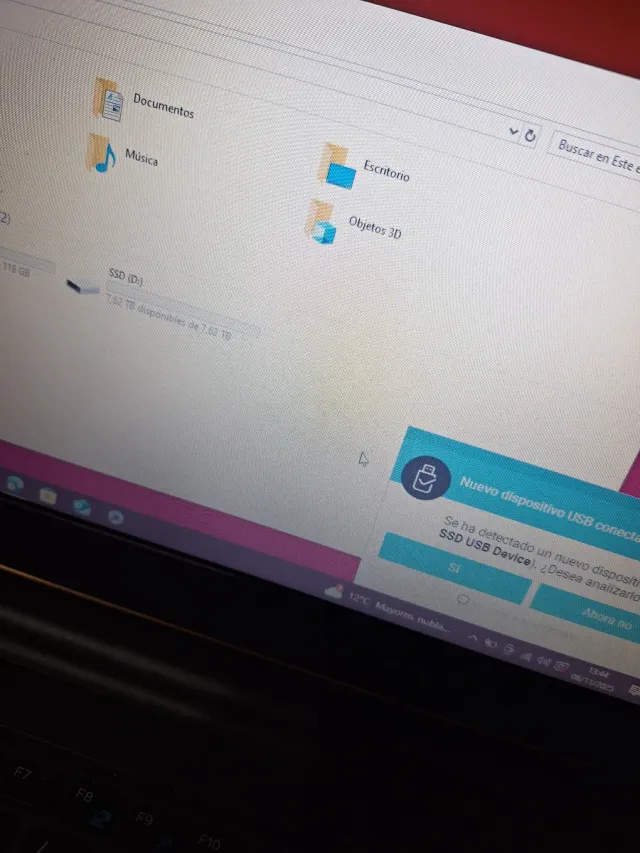 Disco Duro Externo SSD 8TB Rosso