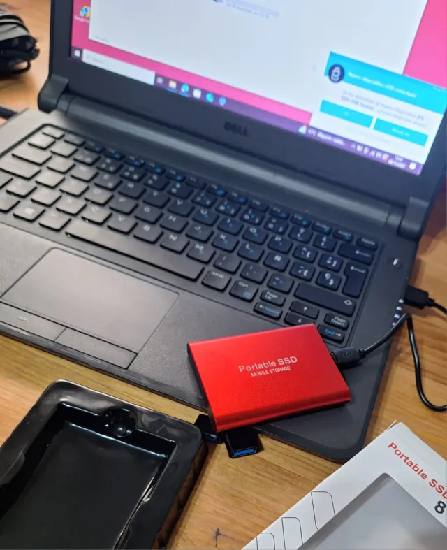 Disco Duro Externo SSD 8TB Rosso