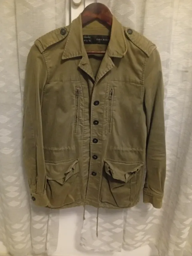 Chaqueta Zara Basic verde militar
