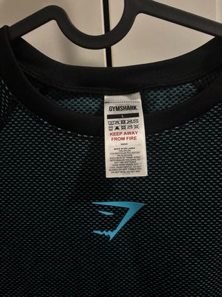 Camiseta Gymshark Negra y Turquesa Talla L