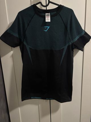 Camiseta Gymshark Negra y Turquesa Talla L