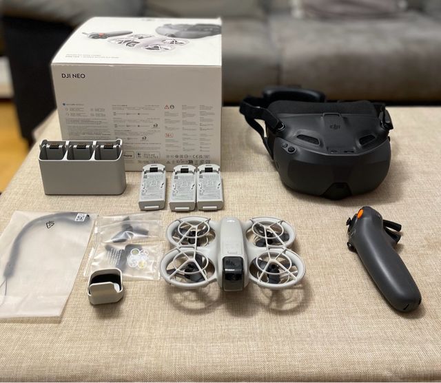 Combo DJI NEO