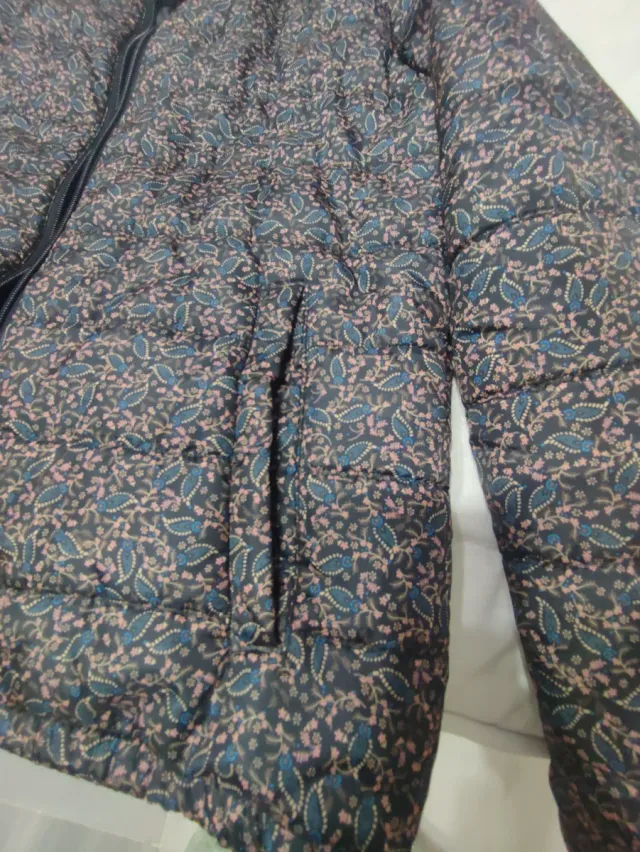 Chaqueta acolchada estampada mujer