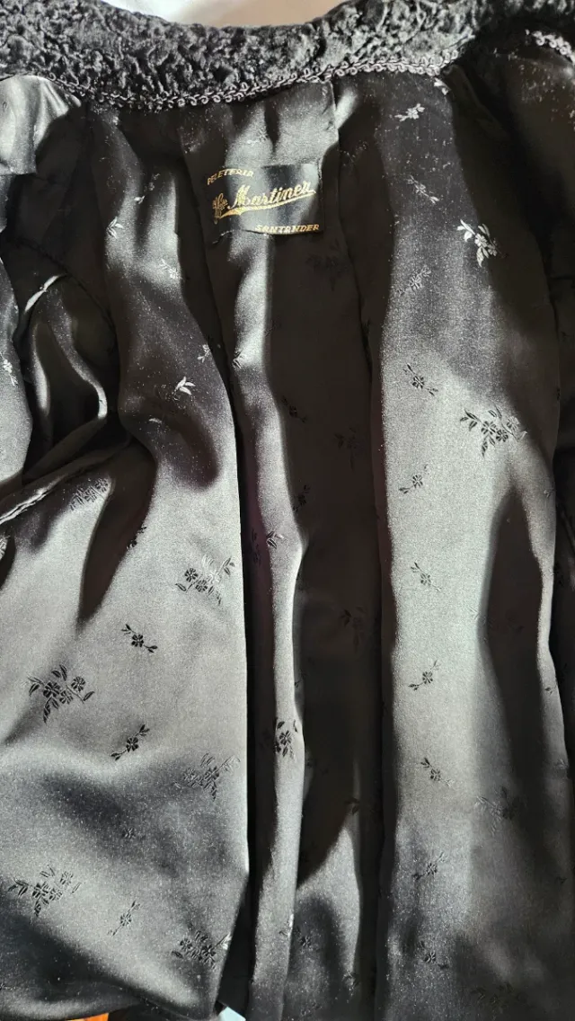 Abrigo de astracán negro talla 50