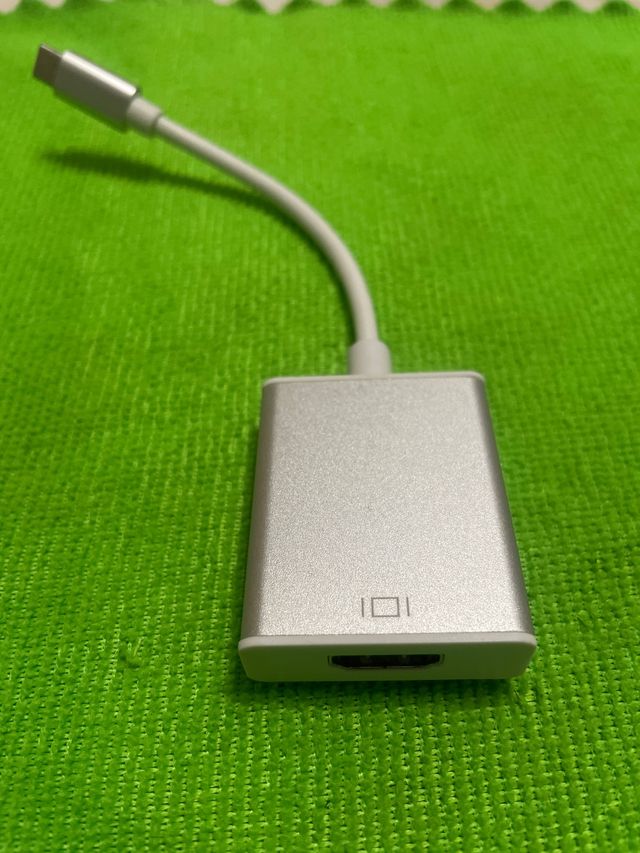 Adaptador USB-C a HDMI Plata