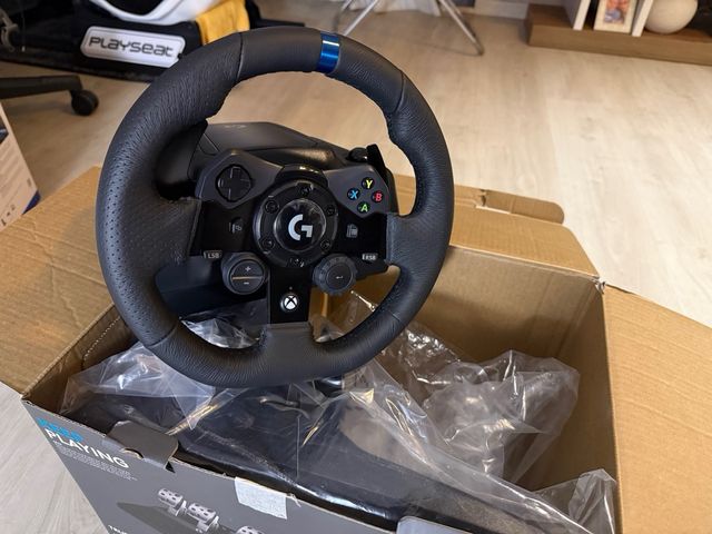 Logitech G923 Volante y Pedales Xbox/PC