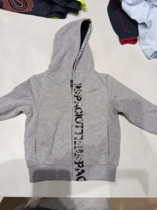 Giacchino neonato con zip e cappuccio