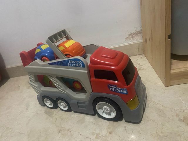Camión porta coches para niños