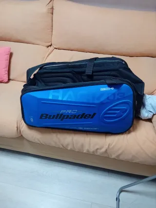 Bolsa de pádel Bullpadel PRO Negra y Azul