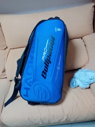 Bolsa de pádel Bullpadel PRO Negra y Azul