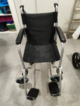 Silla de ruedas de niña