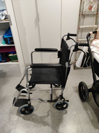 Silla de ruedas de niña